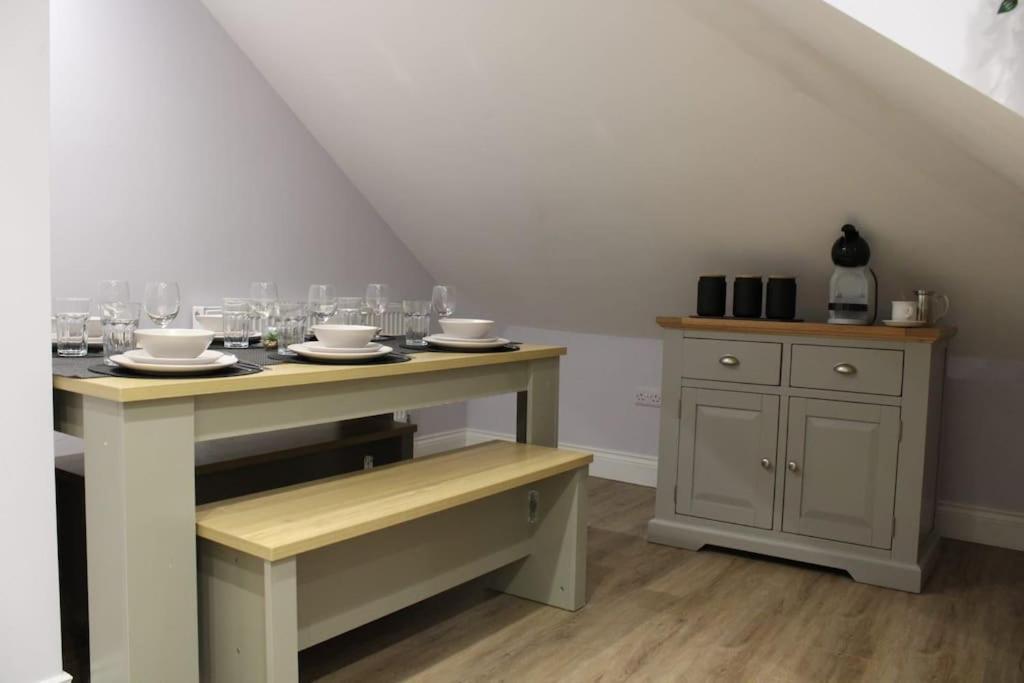 5 Star Apartment London Eksteriør bilde
