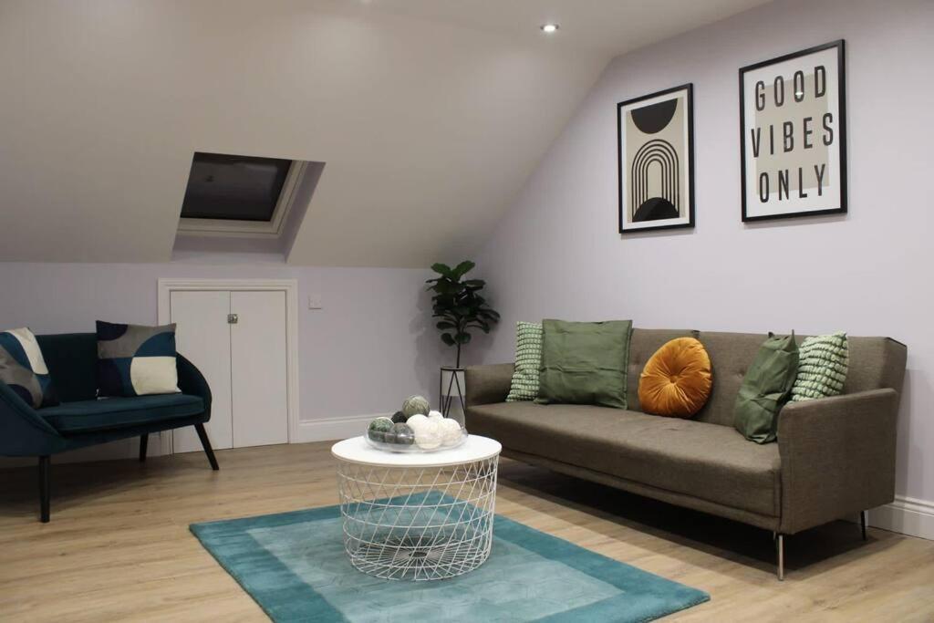 5 Star Apartment London Eksteriør bilde